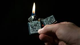Почему зажигалки продают по паспорту